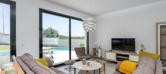 4 bedrooms Villa in La Marina, Spain No. 261790 20