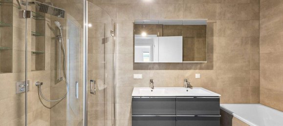 4 rooms Apartment in Vienna, Austria No. 37098 11