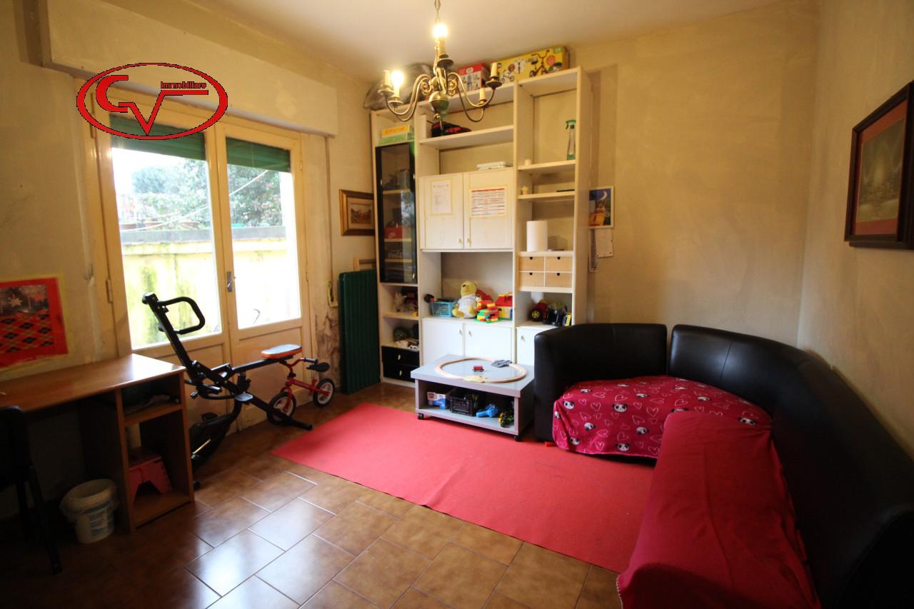 Квартира с 3 комнатами в Сан Джованни Вальдарно, Италия № 227434