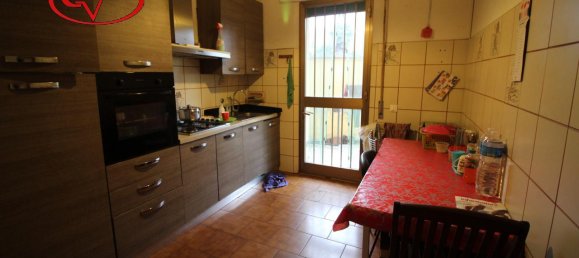 Квартира с 3 комнатами в Сан Джованни Вальдарно, Италия № 227434 5