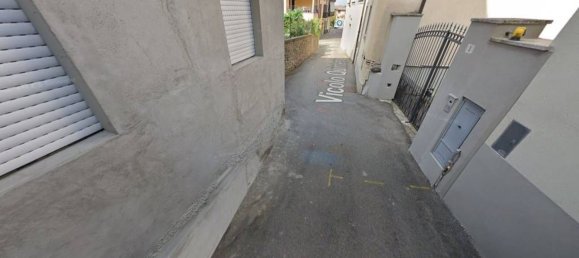 3 bedrooms Apartment in Veniano, Italy No. 313799 8