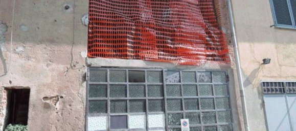 3 bedrooms Apartment in Veniano, Italy No. 313799 10