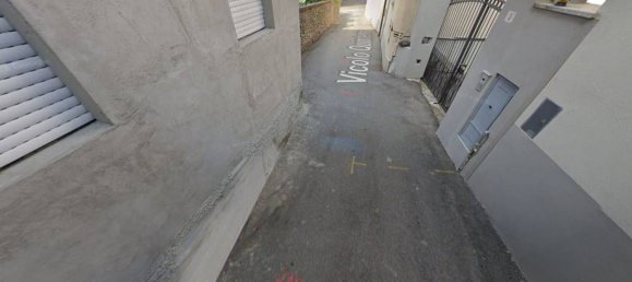 3 bedrooms Apartment in Veniano, Italy No. 313799 9