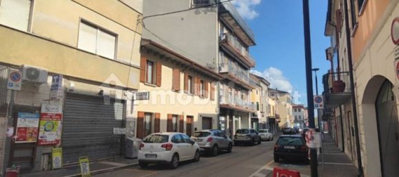 Квартира с 2 спальнями в Леньяго, Италия № 195147 13