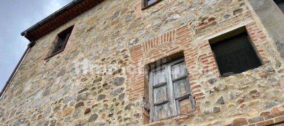 4 bedrooms House in Monteleone d'Orvieto, Italy No. 305837 7