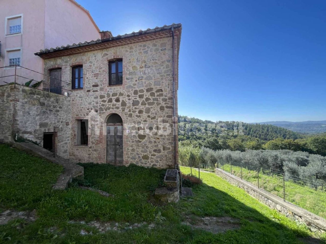 4 bedrooms House in Monteleone d'Orvieto, Italy No. 305837