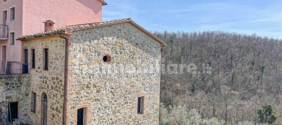 4 bedrooms House in Monteleone d'Orvieto, Italy No. 305837 3