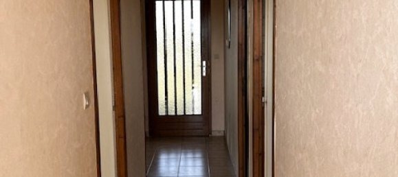 2 bedrooms House in Casteljaloux, France No. 100294 5