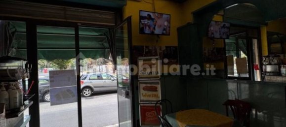 1 room Commercial property in Milan, Italy No. 310888 8