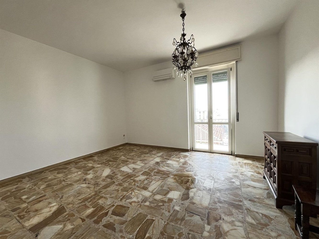 Apartamento de 3 habitaciónes en Vigevano, Italy No. 184325