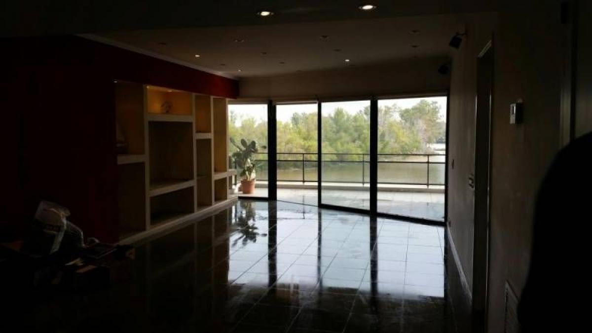 3 bedrooms Apartment in Tigre, Argentina No. 84617