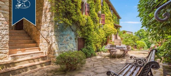 12 bedrooms Villa in Greve in Chianti, Italy No. 377800 10