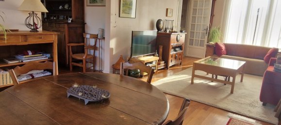 Casa de 5 dormitorios en Voisins-le-Bretonneux, France No. 144080 2