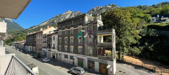 3 غرف نوم شقة في Grenoble, France رقم 200950 9