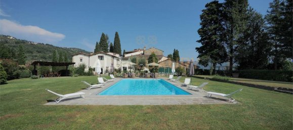 8 bedrooms Villa in Pontassieve, Italy No. 506 4