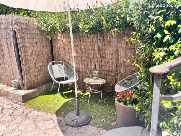 2 bedrooms Apartment in Grasse, France No. 311939