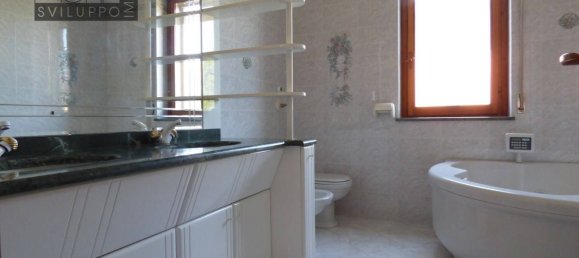 3 rooms Apartment in Tribiano, Italy No. 308868 16