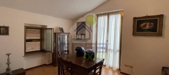 Дом с 6 комнатами в Беттола, Италия № 40528 9