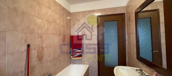 Дом с 6 комнатами в Беттола, Италия № 40528 22