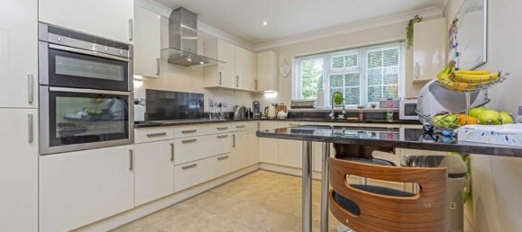 Casa T4 em Sunbury-on-Thames, United Kingdom N.º 10189 3