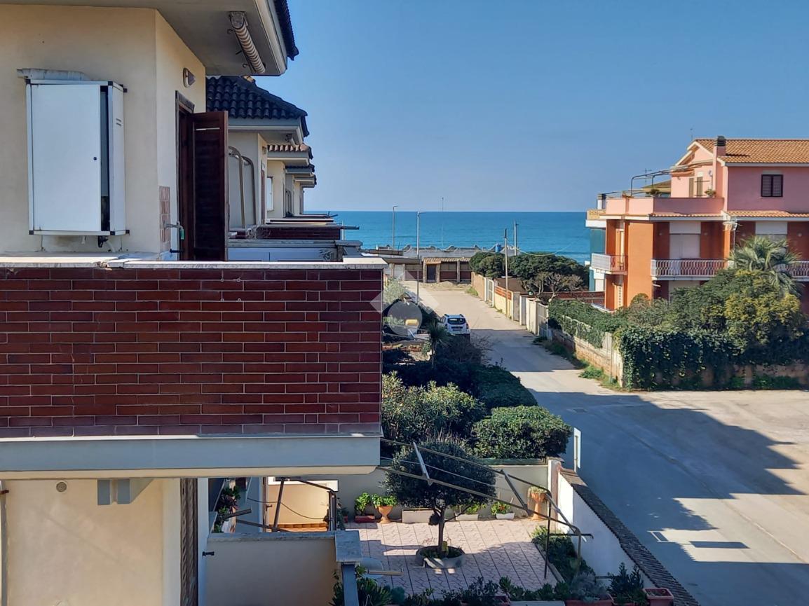 Apartamento de 2 divisões em Ardea, Italy N.º 13778