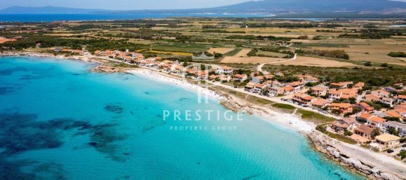 3 bedrooms Castles in Olbia, Italy No. 270887 2