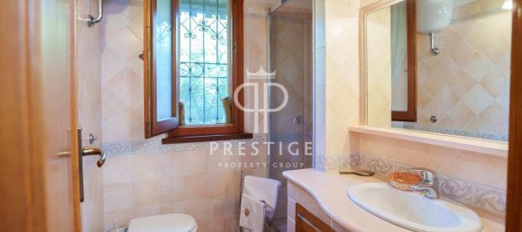 3 bedrooms Castles in Olbia, Italy No. 270887 8