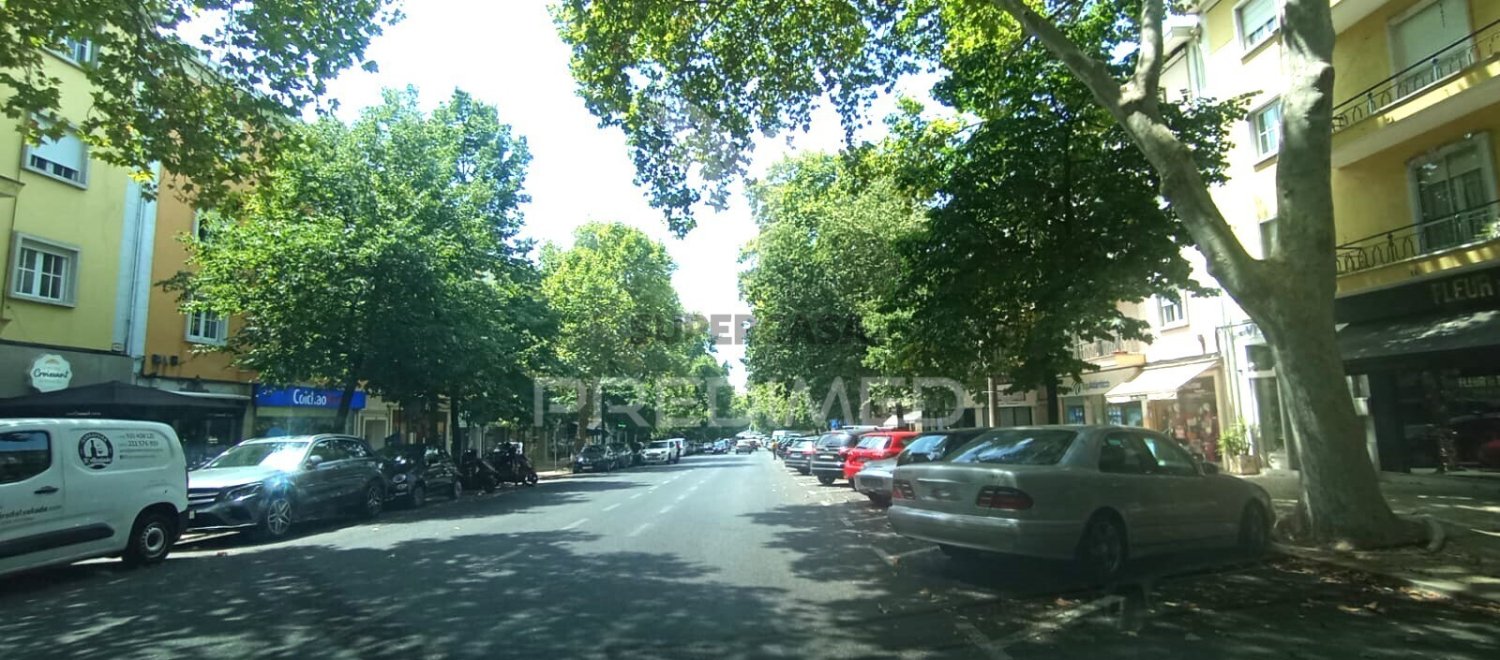 4 bedrooms Duplex in Lisbon, Portugal No. 322537