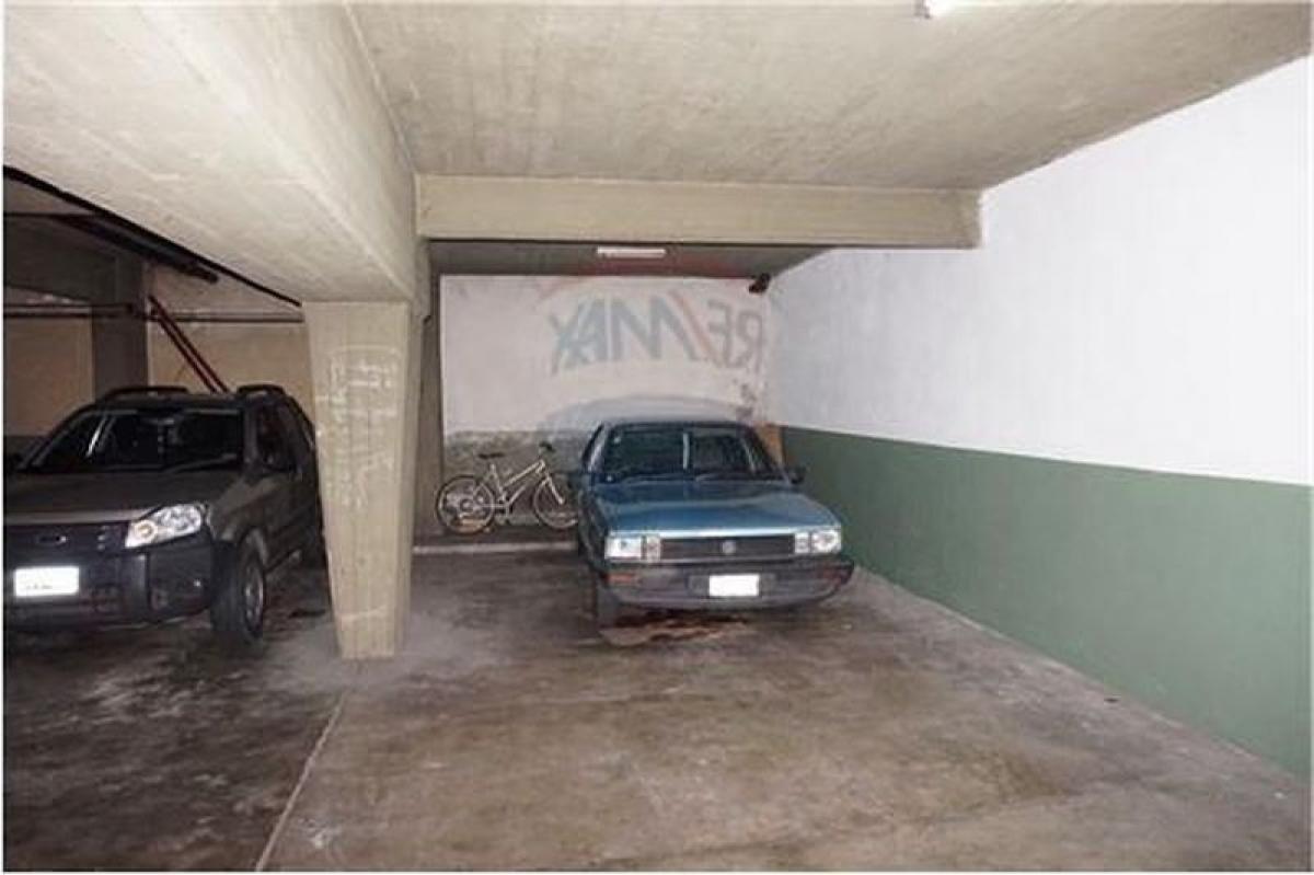 22m² Warehouse in Buenos Aires, Argentina No. 109859