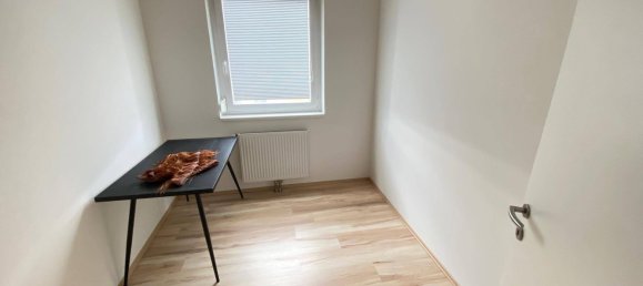 3 rooms Apartment in Enns, Austria No. 139070 11