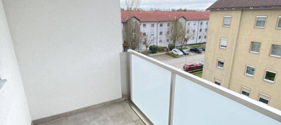 3 rooms Apartment in Enns, Austria No. 139070 5