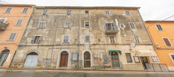 5 rooms Apartment in San Polo dei Cavalieri, Italy No. 139325 2