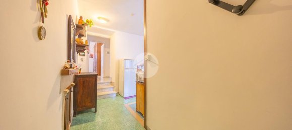 5 rooms Apartment in San Polo dei Cavalieri, Italy No. 139325 4