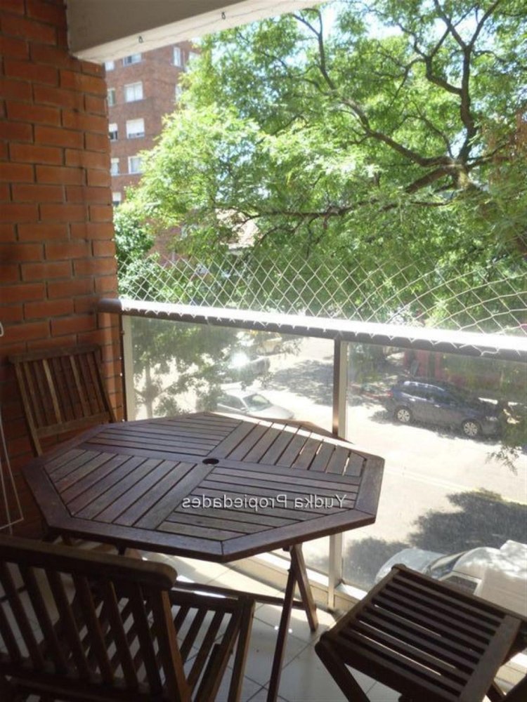 3 bedrooms Apartment in Montevideo, Uruguay No. 3966