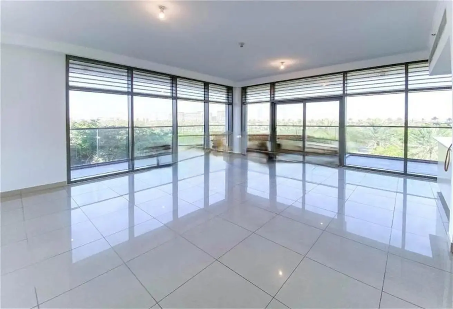 Квартира с 3 спальнями в Дубай, ОАЭ № 21135