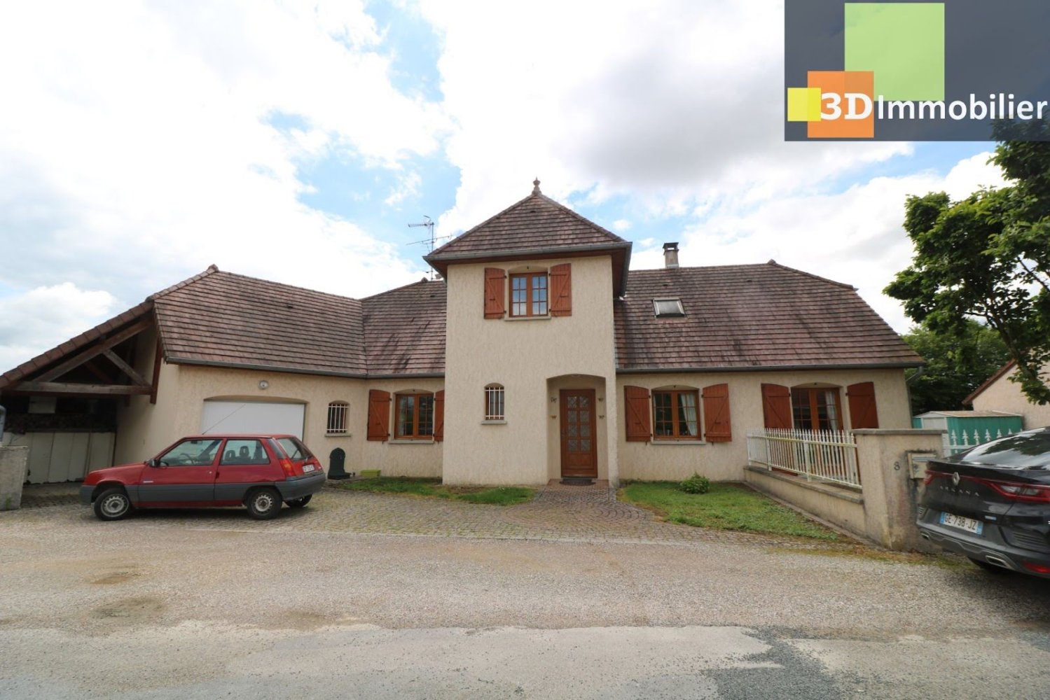 4 bedrooms House in Chaussin, France No. 190732