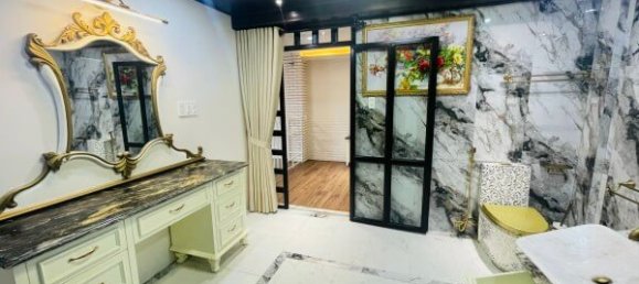 421.2m² Villa in District 7, Vietnam No. 7592 5