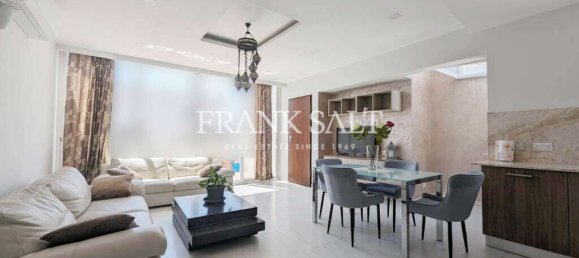 2 chambres Penthouse à Saint Paul's Bay, Malta No. 1635 11