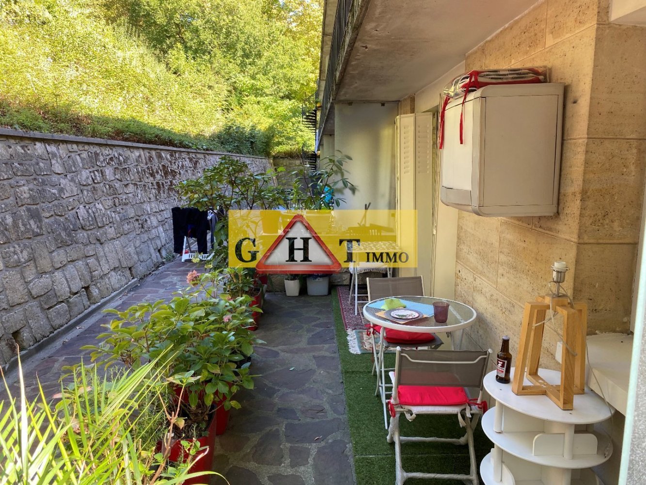 Квартира с 3 комнатами в Сен-Морис, Франция № 188680