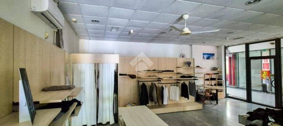 72m² Commercial property in Piacenza, Italy No. 308769 8