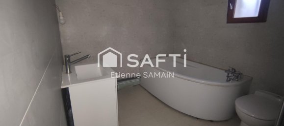 Casa de 4 dormitorios en Anhiers, France No. 50598 3