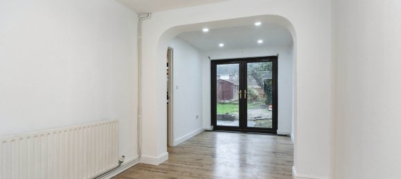 3 Schlafzimmer Haus in Milton Keynes, United Kingdom, Nr. 2424 6