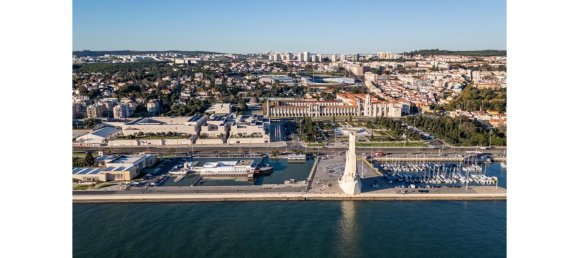 3 bedrooms Apartment in Lisbon, Portugal No. 115682 5