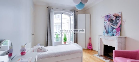 3 bedrooms Apartment in Paris, France No. 187385 5