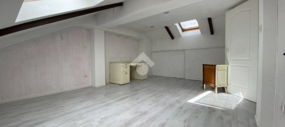 2 Schlafzimmer Villa in Turin, Italy, Nr. 206569 10