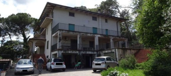 7-Zimmer Wohnung in Perugia, Italy, Nr. 44211 2