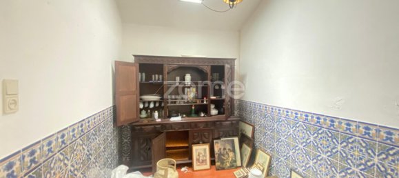 3 bedrooms House in Porto, Portugal No. 13668 13