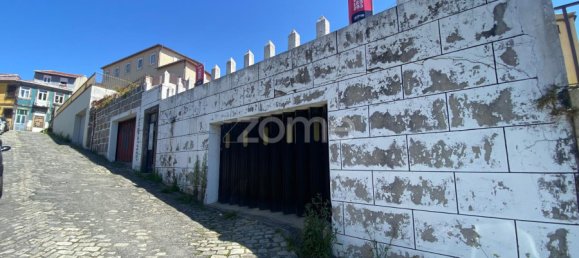 3 bedrooms House in Porto, Portugal No. 13668 19