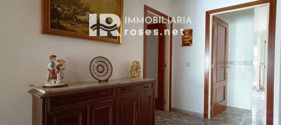3 bedrooms Apartment in Llanca, Spain No. 179093 4