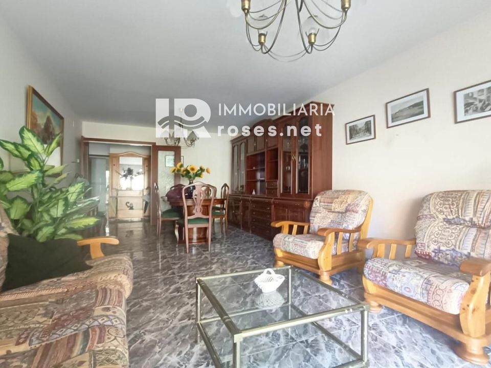 3 bedrooms Apartment in Llanca, Spain No. 179093